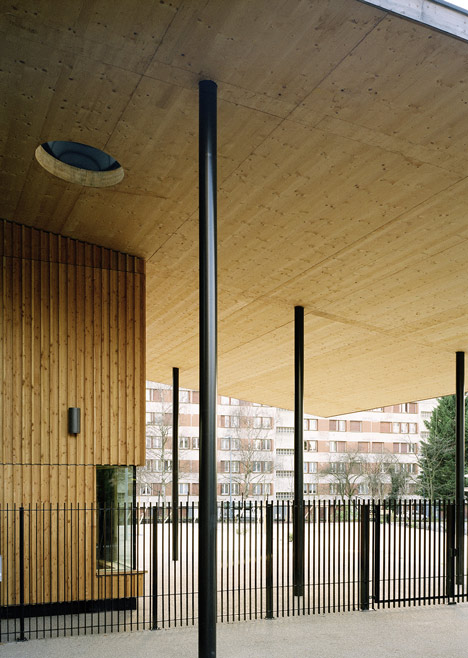 Paul Chevallier School by Tectoniques