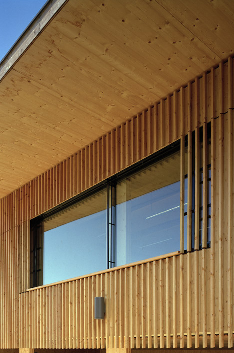 Paul Chevallier School by Tectoniques