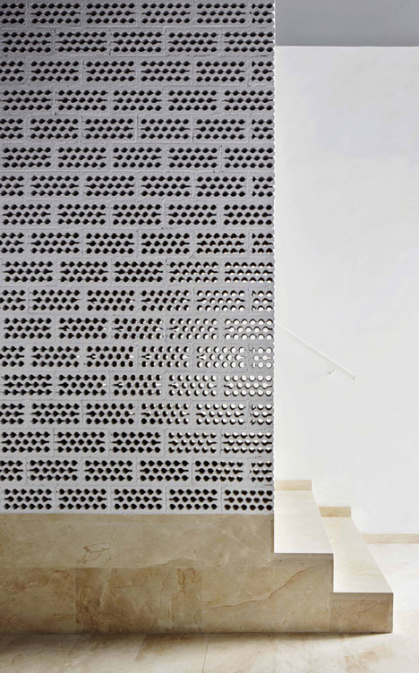 Social Housing in Palma by Ripolltizon