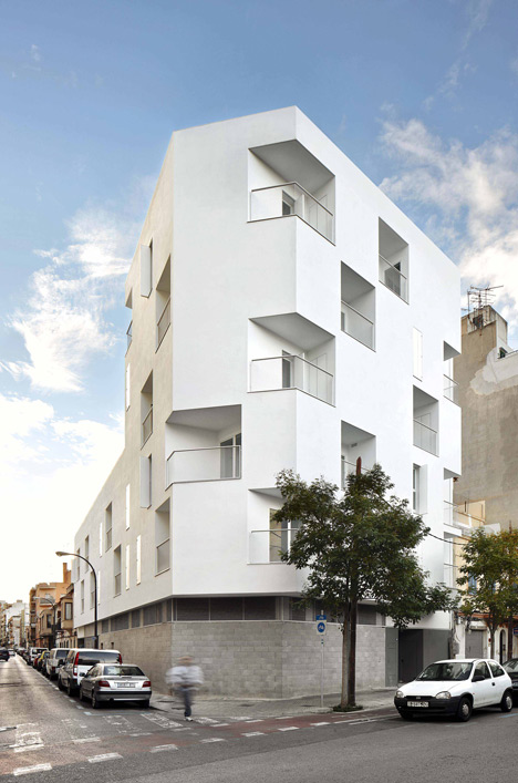Social Housing in Palma by Ripolltizon