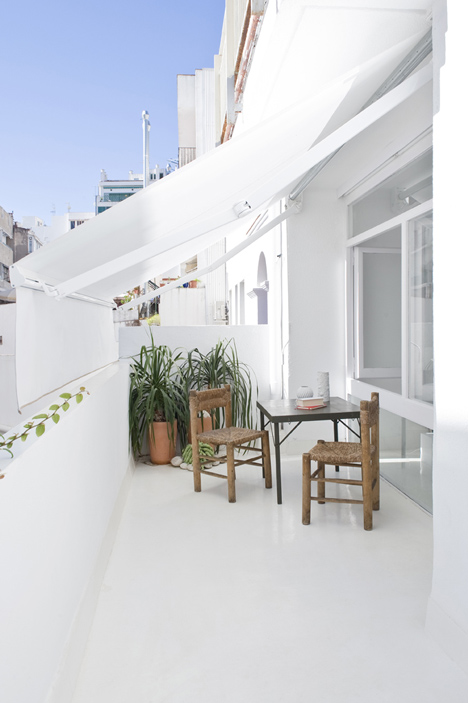 The White Retreat by CaSA