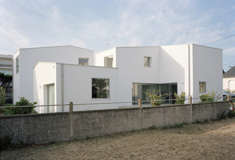 Two Houses and Two Studios by RAUM