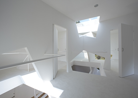 Villa Kanousan of Cubic Voids by Yuusuke Karasawa Architects