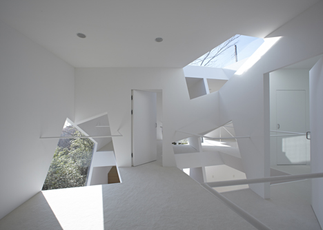 Villa Kanousan of Cubic Voids by Yuusuke Karasawa Architects