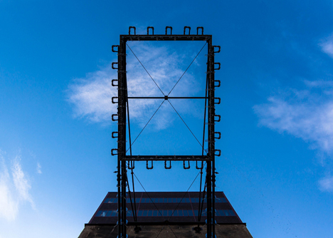 Tower: Instant Structure for Schacht XII by rAndom international