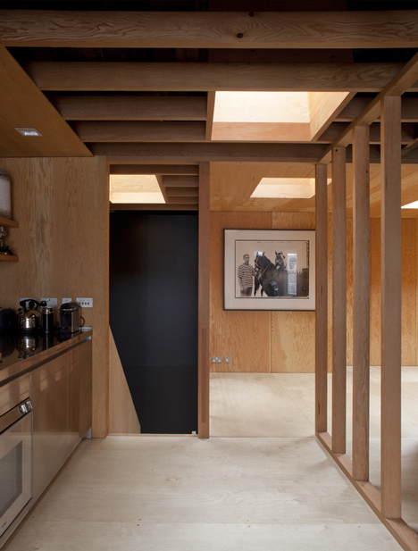 Frame House by Jonathan Tuckey Design