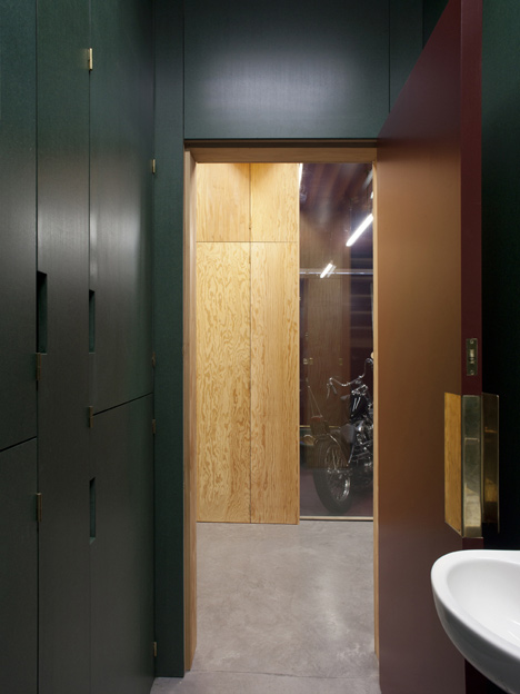 Frame House by Jonathan Tuckey Design