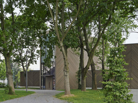 Immanuel Church and Parish Centre by Sauerbruch Hutton