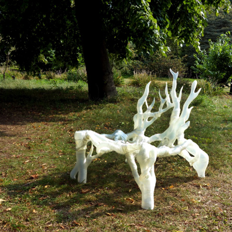 Scale model of 3D-printed Mycelium Chair by Eric Klarenbeek Scale model of 3D-printed Mycelium Chair by Eric Klarenbeek