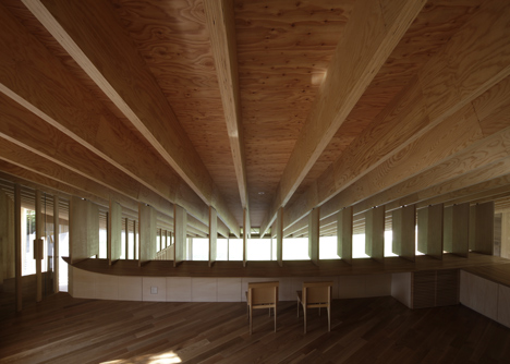 Villa at Sengokubara by Shigeru Ban