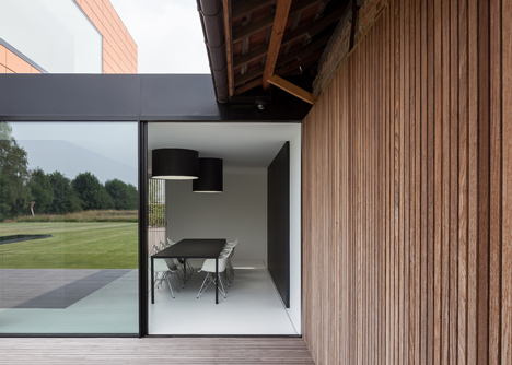 Barn by Pascal Francois Architects