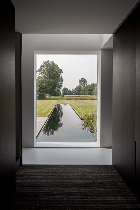 Barn by Pascal Francois Architects