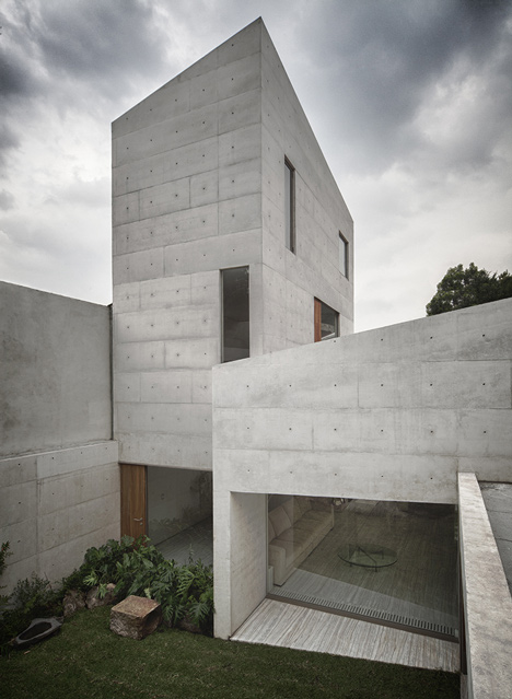 Cap House by MMX