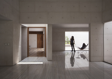 Cap House by MMX