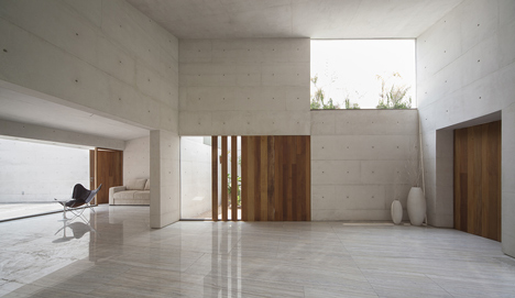 Cap House by MMX