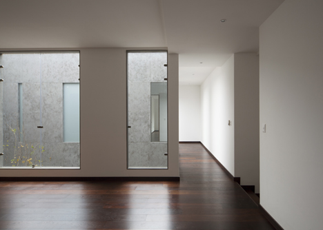 Casa Cumbres house in Mexico City by Taller Hector Barroso