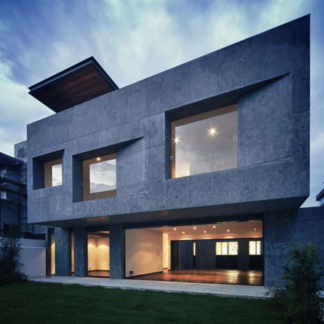 Casa Cumbres by Taller Hector Barroso
