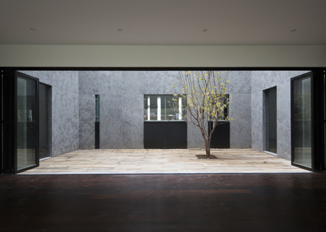 Casa Cumbres house in Mexico City by Taller Hector Barroso