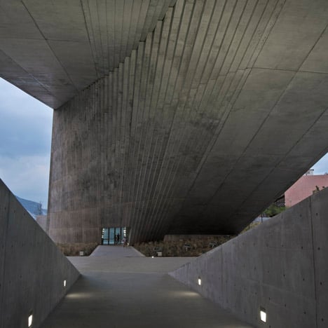 Centro Roberto Garza Sada de Arte Arquitectura y Diseño by Tadao Ando
