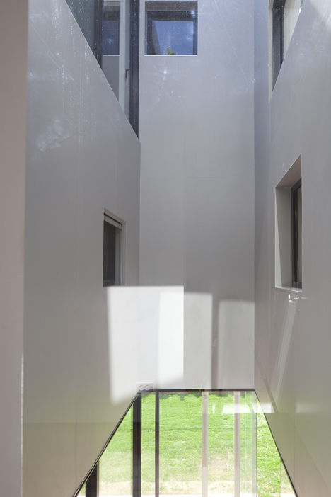 EJ House by Paritzki & Liani Architects