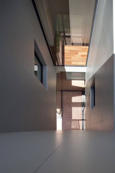 EJ House by Paritzki & Liani Architects