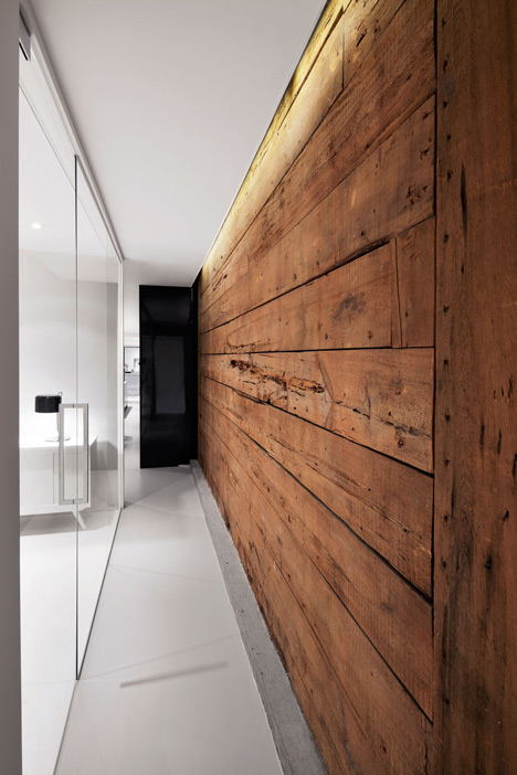 Espace St-Denis by Anne Sophie Goneau