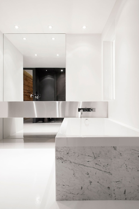 Espace St-Denis by Anne Sophie Goneau