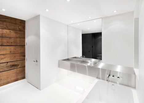 Espace St-Denis by Anne Sophie Goneau