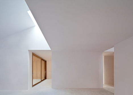 House in the Woods by hayakawa/kowalczyk