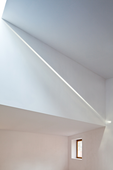 House in the Woods by hayakawa/kowalczyk
