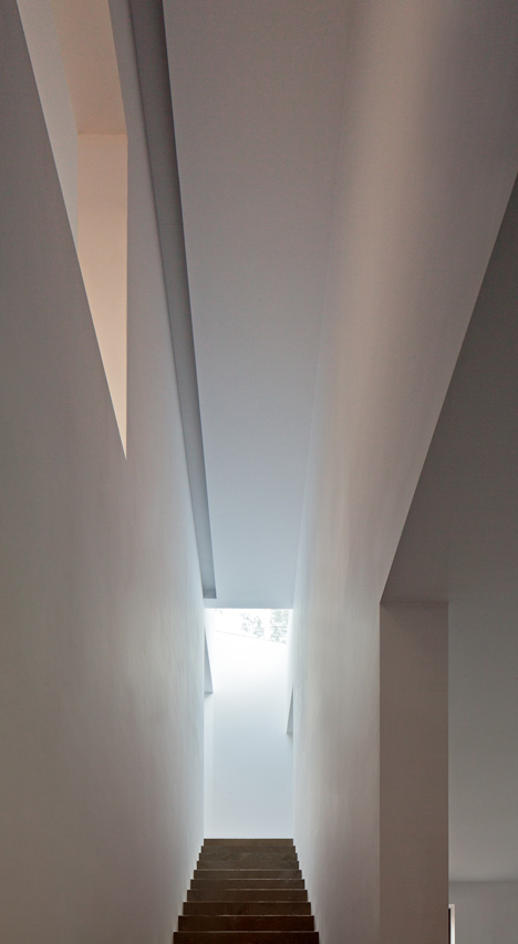 House in the Woods by hayakawa/kowalczyk