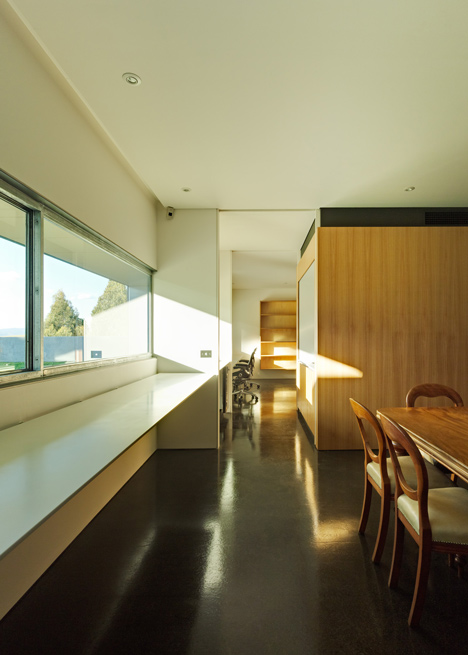Medhurst Winery by Folk Architects