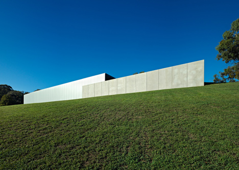Medhurst Winery by Folk Architects