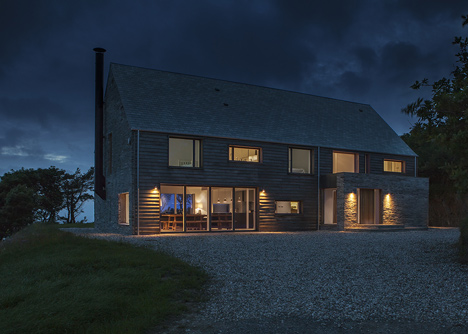 Mortehoe House by McLean Quinlan Architects
