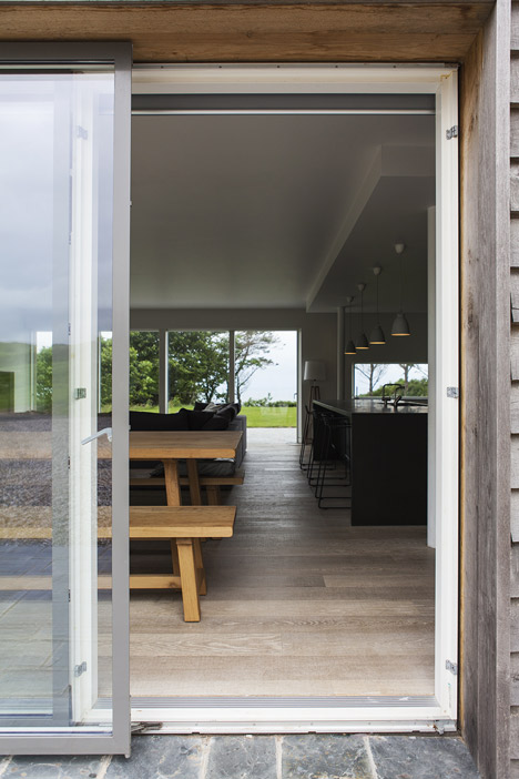 Mortehoe House by McLean Quinlan Architects