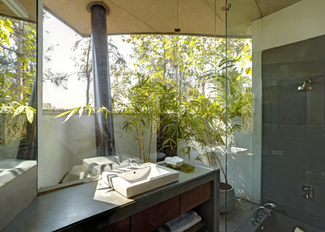 The Leaf House by SJK Architects