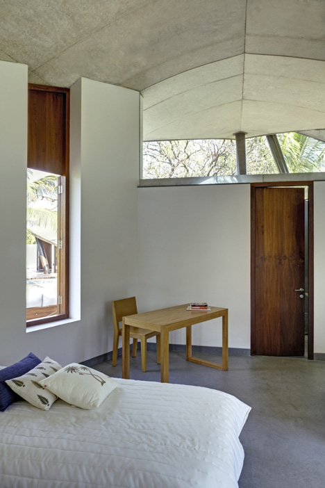 The Leaf House by SJK Architects