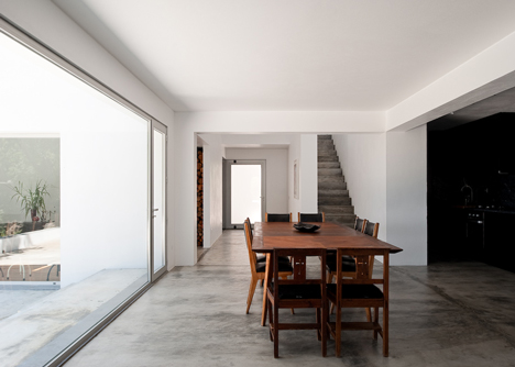 Three houses in Meco by DNSJ.arq