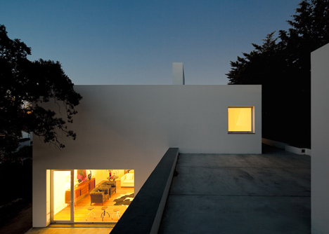 Three houses in Meco by DNSJ.arq