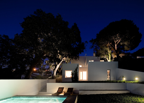 Three houses in Meco by DNSJ.arq
