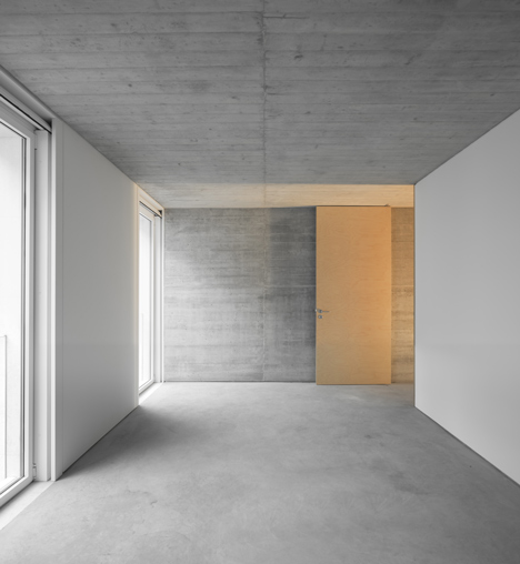 Townhouse in Lisbon by ARX Portugal