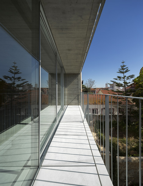 Townhouse in Lisbon by ARX Portugal
