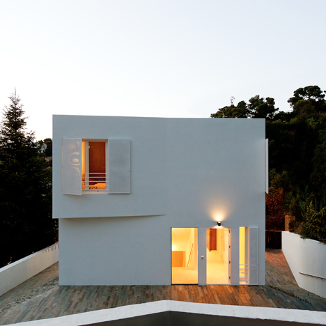 Vallvidrera House by YLAB Arquitectos