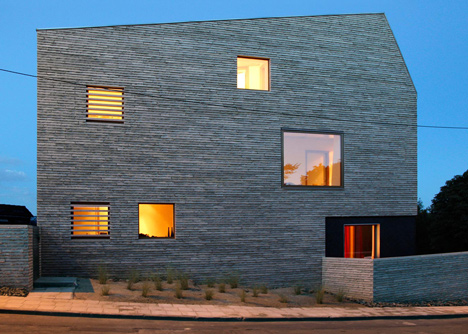 Wall House by and'rol