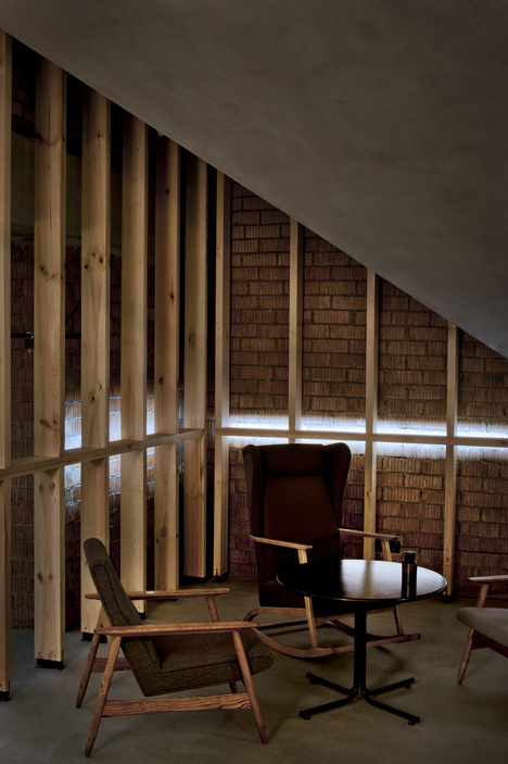 Bar in an attic space in Minsk by Inblum Architects
