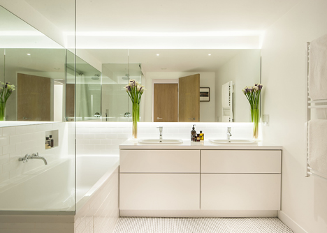 East London Penthouse by SIRS