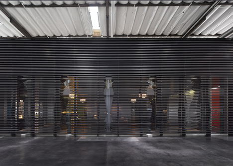Fox Head by Clive Wilkinson Architects