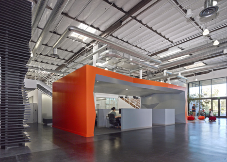 Fox Head by Clive Wilkinson Architects