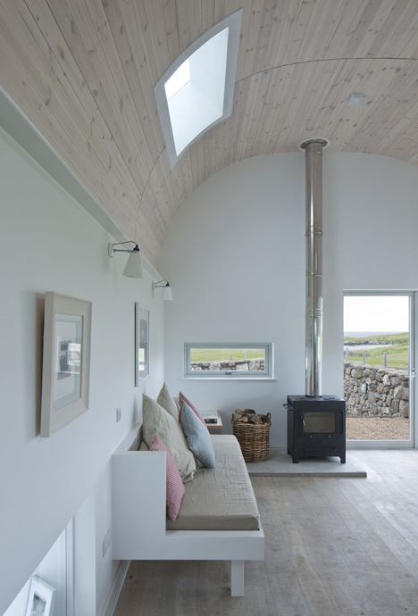 House No.7 by Denizen Works
