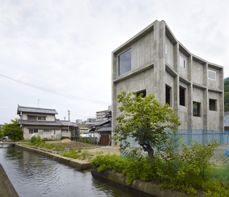 House in Yagi by Suppose Design office